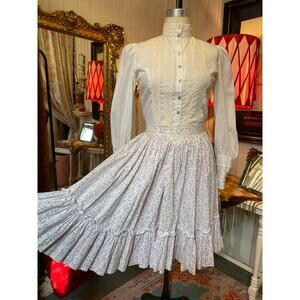 vintage 1970s floral cotton skirt calico flowers yoked waist cottagecore prairie